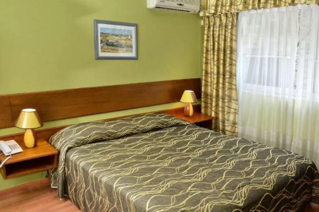 Hotel Hispano Montevideo Kültér fotó